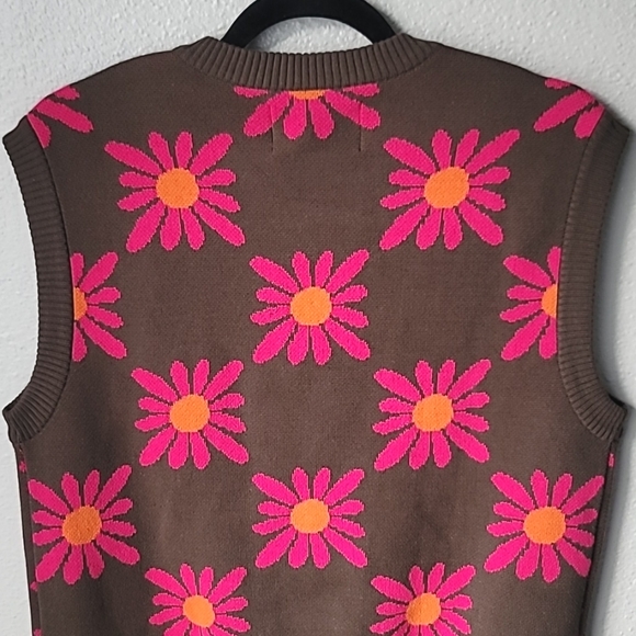 NWT Awake NY Floral Knit Vest, Size Small, Color Brown/Pink/Orange - Picture 10 of 13